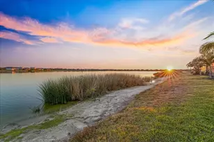 941 Crosswind Ave, Sarasota, FL 34240 - Photo 49