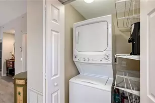 4210 Breezeway Blvd, Sarasota, FL 34238 - Photo 17