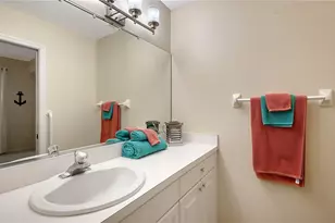 4210 Breezeway Blvd, Sarasota, FL 34238 - Photo 11