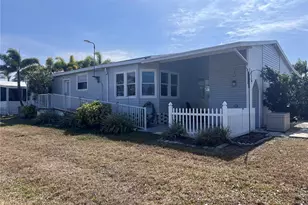 4900 4th C St E, Bradenton, FL 34203 - Photo 9