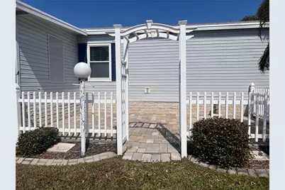 4900 4th C Street E, Bradenton, FL 34203 - Photo 3