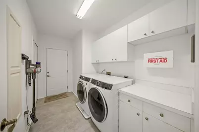 4882 Greymoss Lane, Sarasota, FL 34233 - Photo 39