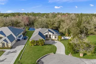 4882 Greymoss Ln, Sarasota, FL 34233 - Photo 7