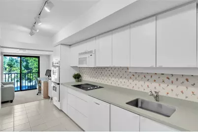 5635 Gulf Of Mexico Drive #202, Longboat Key, FL 34228 - Photo 17