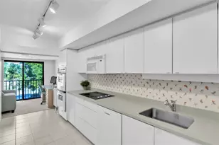 5635 Gulf of Mexico Dr, Longboat Key, FL 34228 - Photo 17