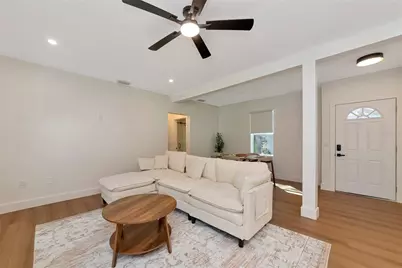 316 27th Street W, Bradenton, FL 34205 - Photo 7