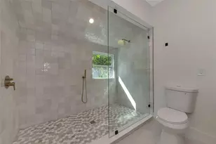 316 27th St W, Bradenton, FL 34205 - Photo 27