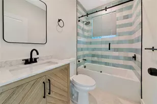 316 27th St W, Bradenton, FL 34205 - Photo 47