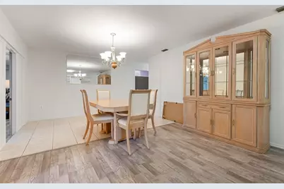 5310 Hayden Boulevard, Sarasota, FL 34232 - Photo 7