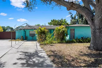 5310 Hayden Boulevard, Sarasota, FL 34232 - Photo 3