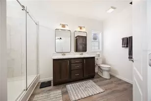 2 S Botany Bay Cir, Englewood, FL 34223 - Photo 19