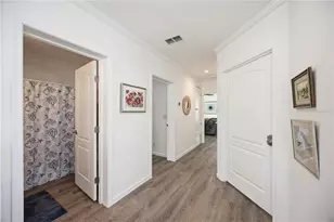 2 S Botany Bay Cir, Englewood, FL 34223 - Photo 23