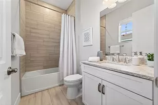 8122 Redonda Loop, Lakewood Ranch, FL 34202 - Photo 73