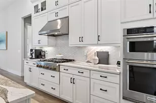 8122 Redonda Loop, Lakewood Ranch, FL 34202 - Photo 21