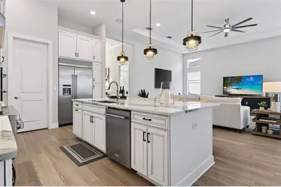 8122 Redonda Loop, Lakewood Ranch, FL 34202 - Photo 23