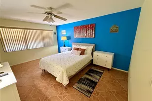 6070 80th St N, Saint Petersburg, FL 33709 - Photo 23