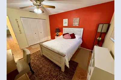 6070 80th Street N #105, Saint Petersburg, FL 33709 - Photo 25