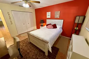 6070 80th St N, Saint Petersburg, FL 33709 - Photo 25