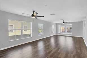 8717 Spruce Hills Ct, Lakewood Ranch, FL 34202 - Photo 7