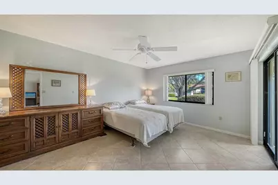 3106 Windrush Bourne #2, Sarasota, FL 34235 - Photo 27