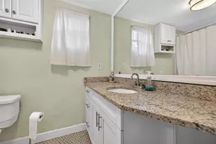 1017 8th St N, Saint Petersburg, FL 33701 - Photo 7