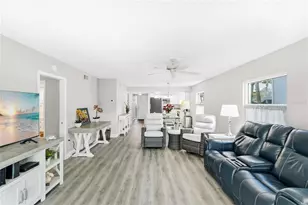 600 Manatee Ave, Holmes Beach, FL 34217 - Photo 11