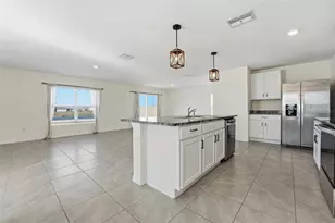 10215 Charlotte Dr., Parrish, FL 34219 - Photo 5