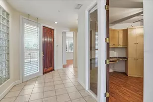 380 Gulf Of Mexico Dr, Longboat Key, FL 34228 - Photo 9
