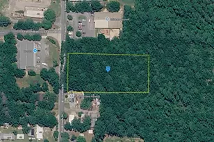 423 Brookmeade Dr, Crestview, FL 32539 - Photo 1