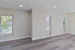 5667 Creekwood Dr, Sarasota, FL 34233 - Photo 39