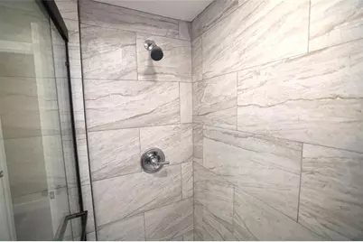 5667 Creekwood Drive, Sarasota, FL 34233 - Photo 51