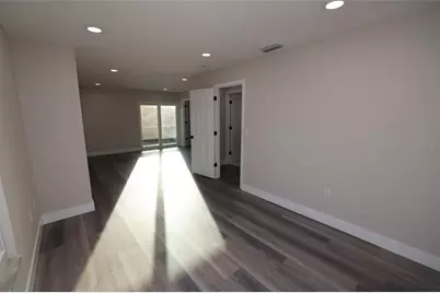 5667 Creekwood Drive, Sarasota, FL 34233 - Photo 41