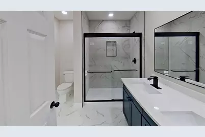 5667 Creekwood Drive, Sarasota, FL 34233 - Photo 53