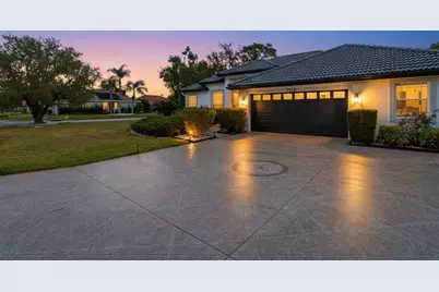 7215 Coachlight Street, Sarasota, FL 34243 - Photo 71