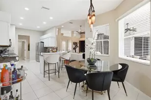 7215 Coachlight St, Sarasota, FL 34243 - Photo 17