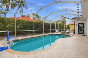 7215 Coachlight St, Sarasota, FL 34243 - Photo 53