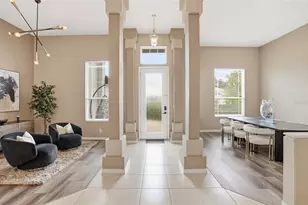 7215 Coachlight St, Sarasota, FL 34243 - Photo 5