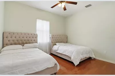 7215 Coachlight Street, Sarasota, FL 34243 - Photo 25