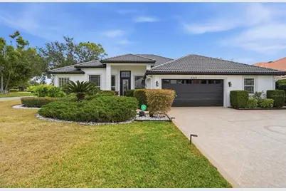 7215 Coachlight Street, Sarasota, FL 34243 - Photo 43