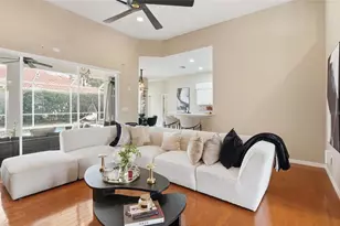 7215 Coachlight St, Sarasota, FL 34243 - Photo 19