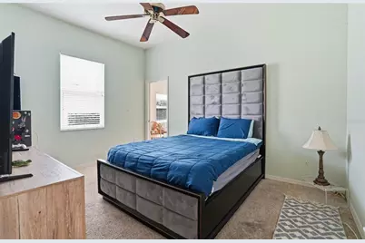 7215 Coachlight Street, Sarasota, FL 34243 - Photo 27