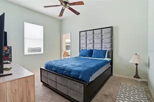 7215 Coachlight St, Sarasota, FL 34243 - Photo 27