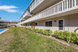 3751 S School Ave, Sarasota, FL 34239 - Photo 21