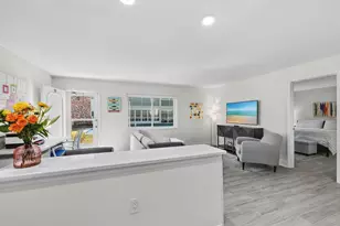 3751 S School Ave, Sarasota, FL 34239 - Photo 11