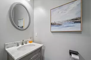 2207 Wisteria St, Sarasota, FL 34239 - Photo 17