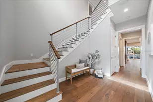 2207 Wisteria St, Sarasota, FL 34239 - Photo 7