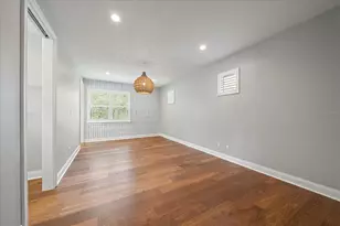 2207 Wisteria St, Sarasota, FL 34239 - Photo 49