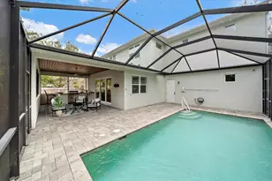 2207 Wisteria St, Sarasota, FL 34239 - Photo 33