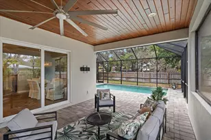 2207 Wisteria St, Sarasota, FL 34239 - Photo 31