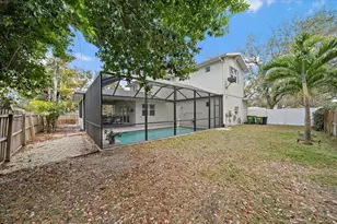 2207 Wisteria St, Sarasota, FL 34239 - Photo 35